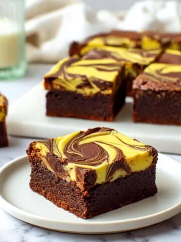 Pistachio Chocolate Swirl Sheet Cake Squares Recipe