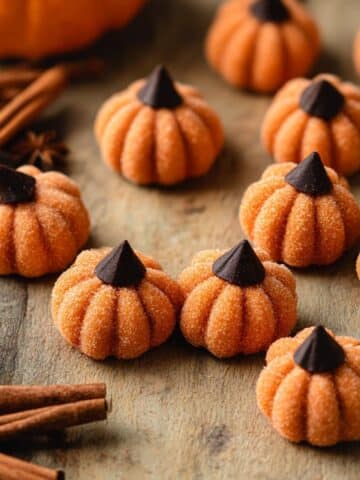 Pumpkin Cheesecake Truffles Recipe
