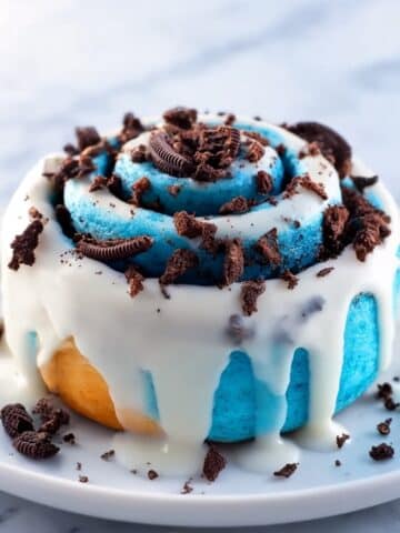 Cookie Monster Cinnamon Rolls Recipe