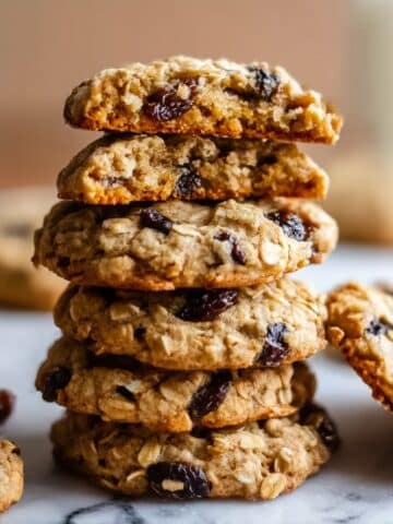 Homemade Oatmeal Raisin Cookies Recipe