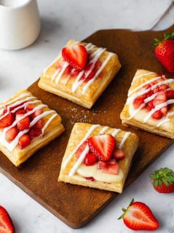 Easy Strawberry Cheesecake Danish Recipe