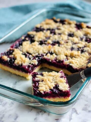 Easy Blueberry Pie Bars Recipe