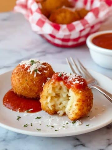 Arancini (Rice Balls) with Marinara Sauce Recipe