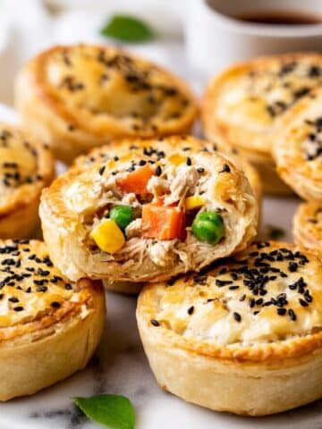 Mini Chicken Pot Pies Recipe