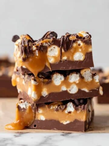 Salted Caramel Pretzel Bark Recipe