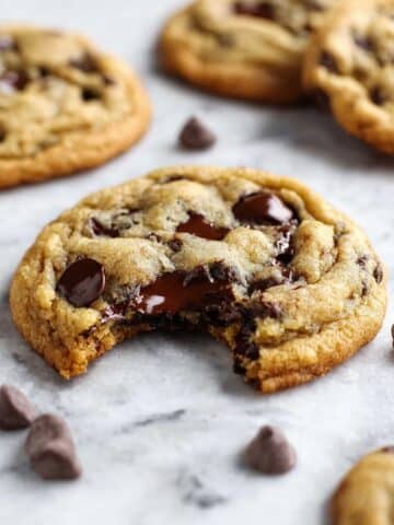 The BEST Chocolate Chip Cookies Recipe