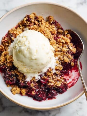 Blackberry Crisp Recipe