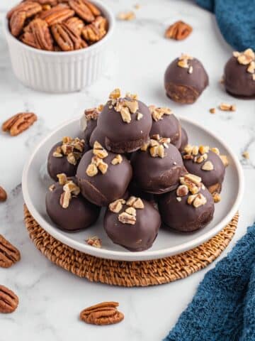 Pecan Pie Balls Recipe