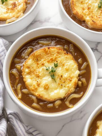 Vegan French Onion Soup with Baguette and Melted Cheese Recipe