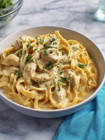 Incredibly Easy Chicken and Noodles Recipe