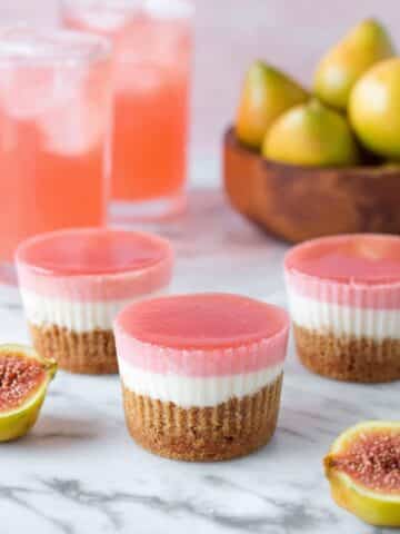 Hawaiian Mini Guava Cakes Recipe