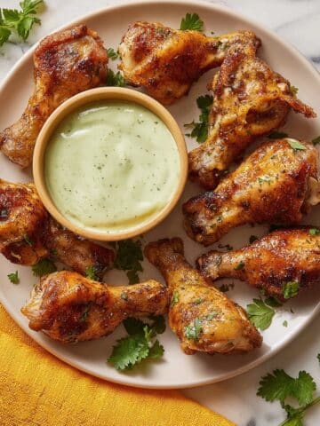 Crispy Butterflied Chicken Drumsticks with Herby Yogurt Sauce Recipe