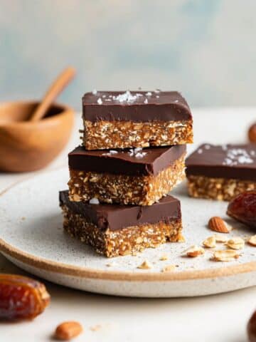 Chocolate Nut & Date Bars Recipe