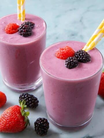 Mixed Berry Banana Smoothie Recipe