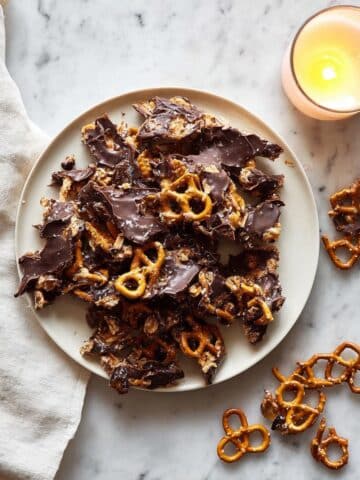 Salted Caramel Chocolate Pretzel Bars Recipe