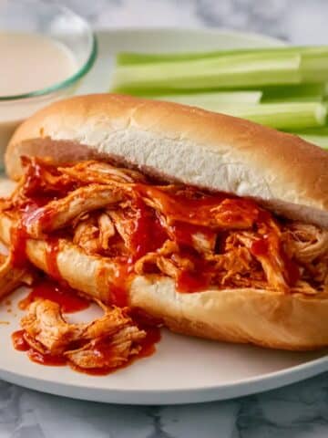 Slow Cooker Buffalo Chicken Sandwiches Recipe